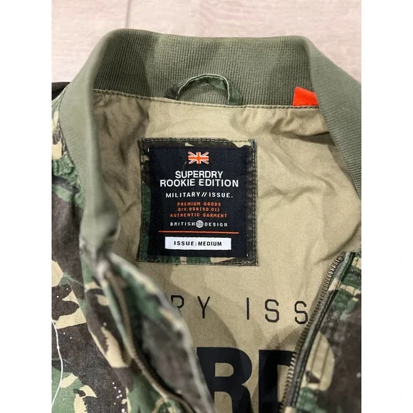 Superdry Camouflage Bomber Jacket Green Men's Size M Rib Knit Long Sleeve Zip Up